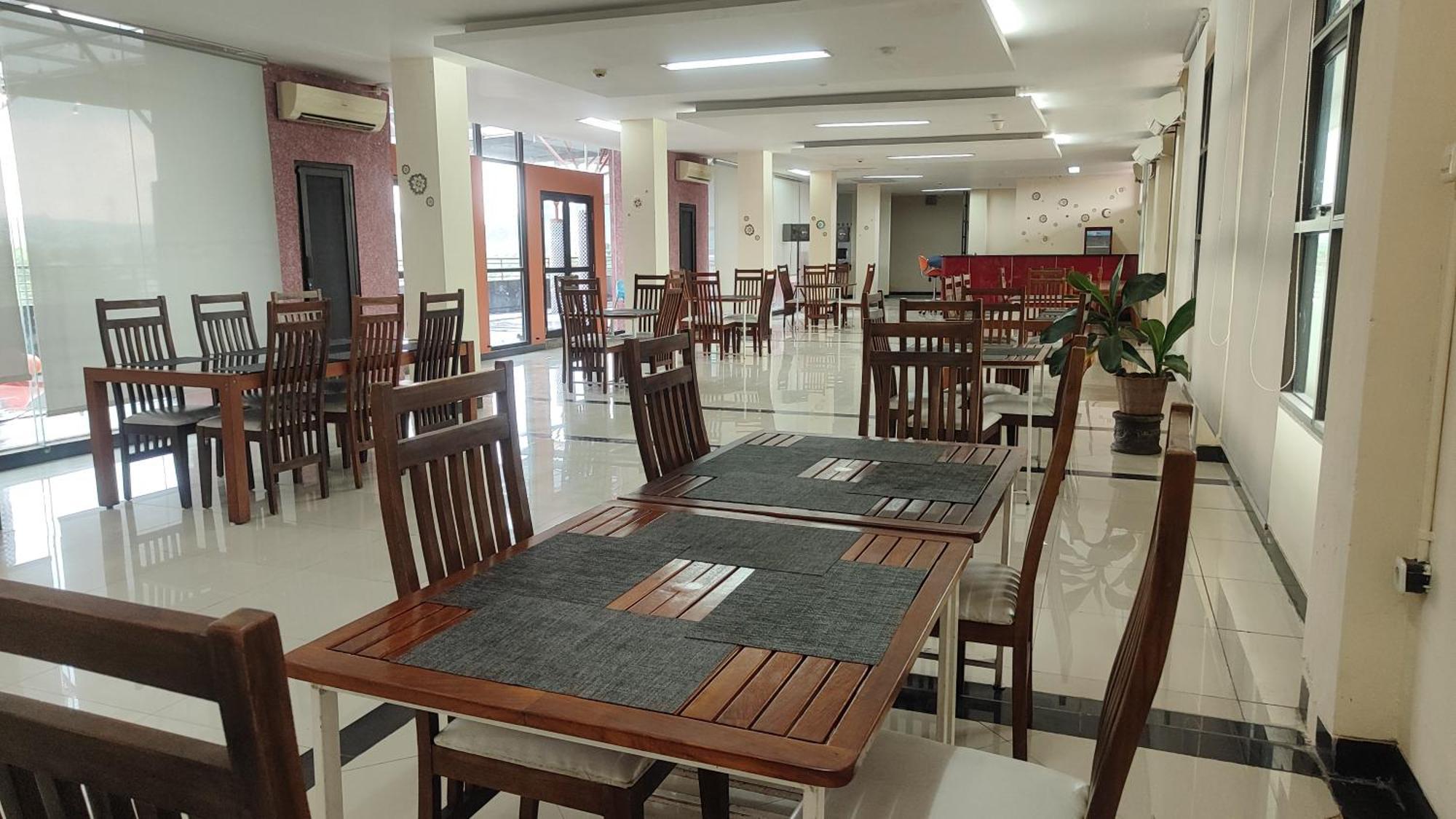 Utc Hotel Semarang Ngoại thất bức ảnh