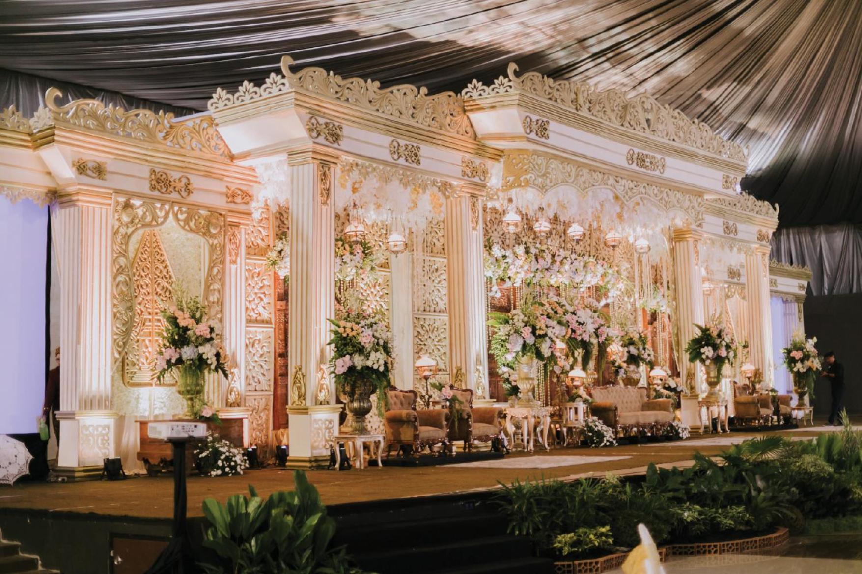 Utc Hotel Semarang Ngoại thất bức ảnh