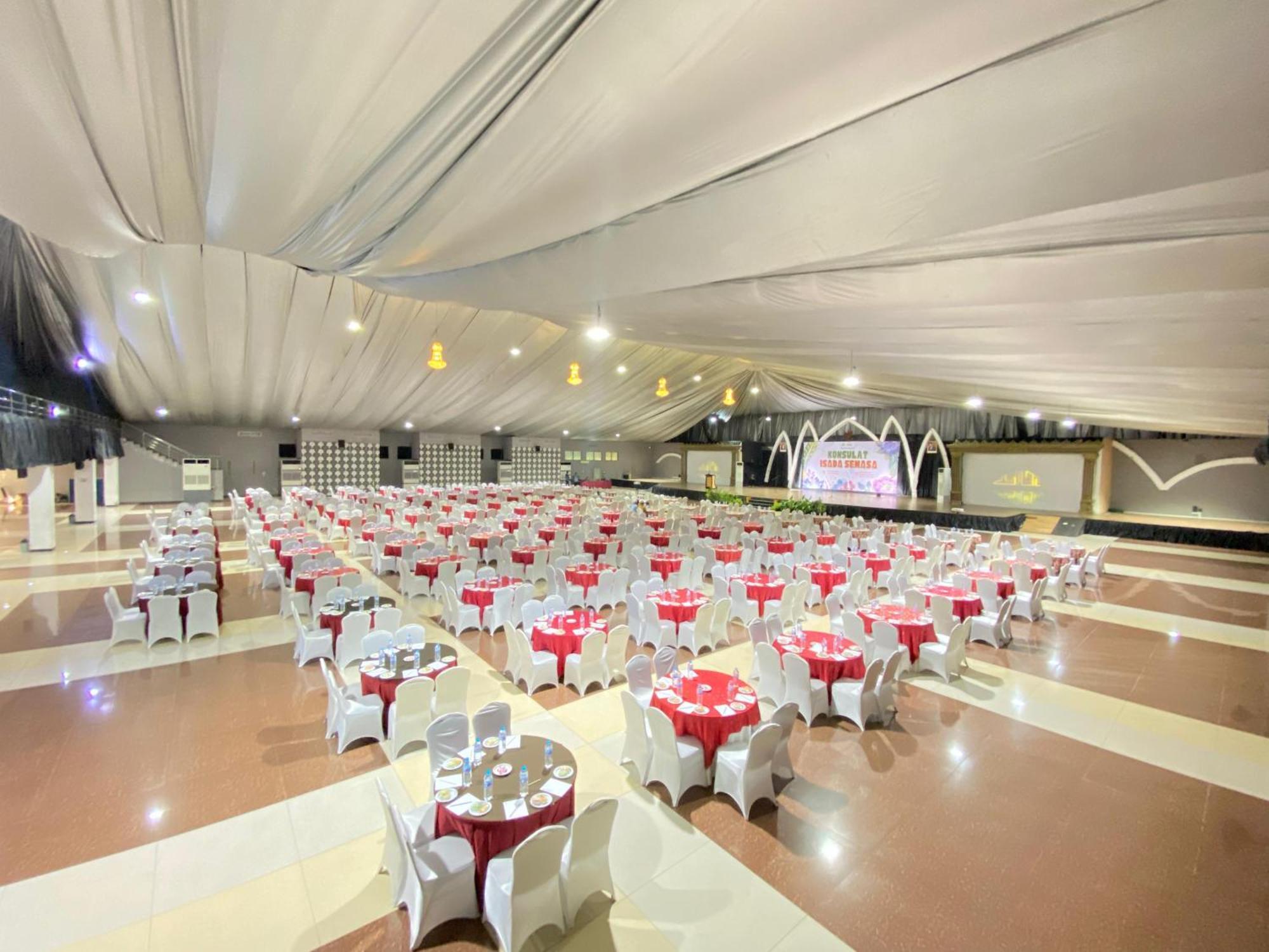Utc Hotel Semarang Ngoại thất bức ảnh