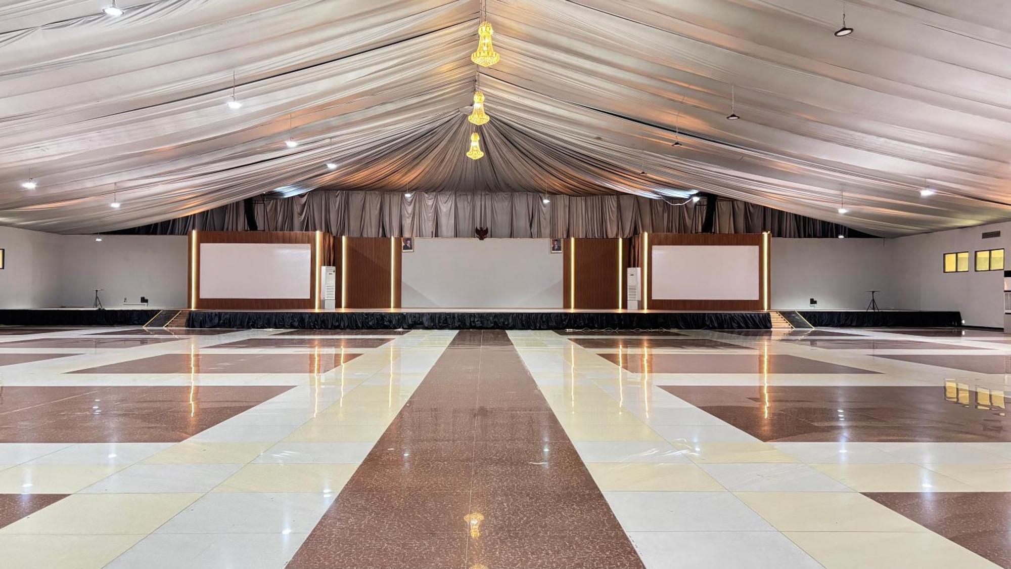 Utc Hotel Semarang Ngoại thất bức ảnh