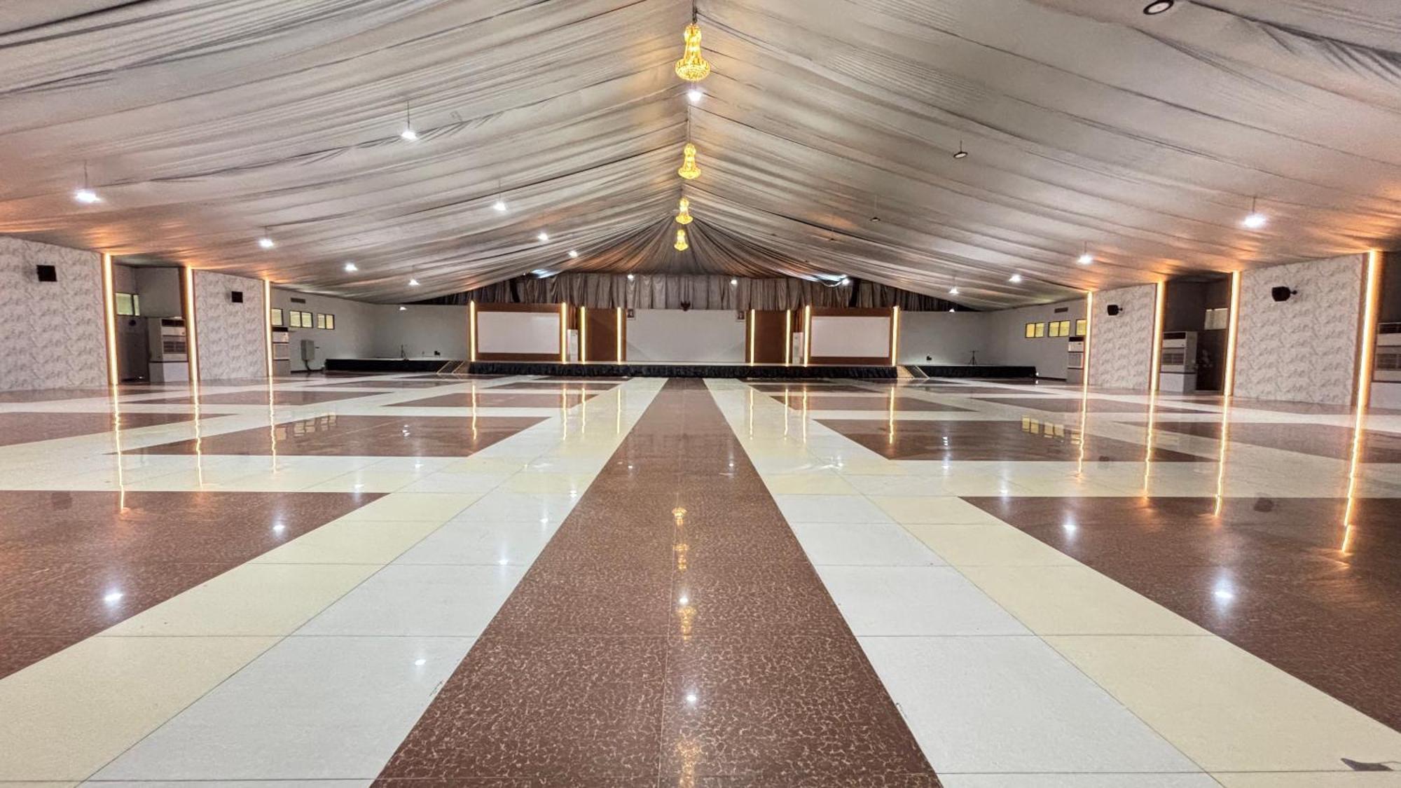 Utc Hotel Semarang Ngoại thất bức ảnh