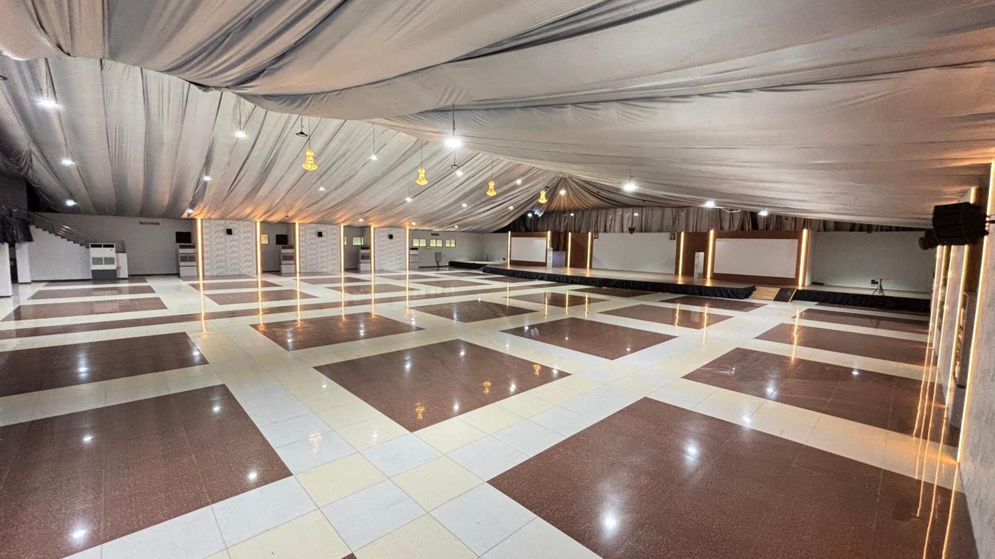 Utc Hotel Semarang Ngoại thất bức ảnh